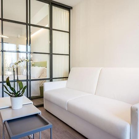Apartament Syntagma Modern New Flat, Large Balcony With View Ateny Zewnętrze zdjęcie