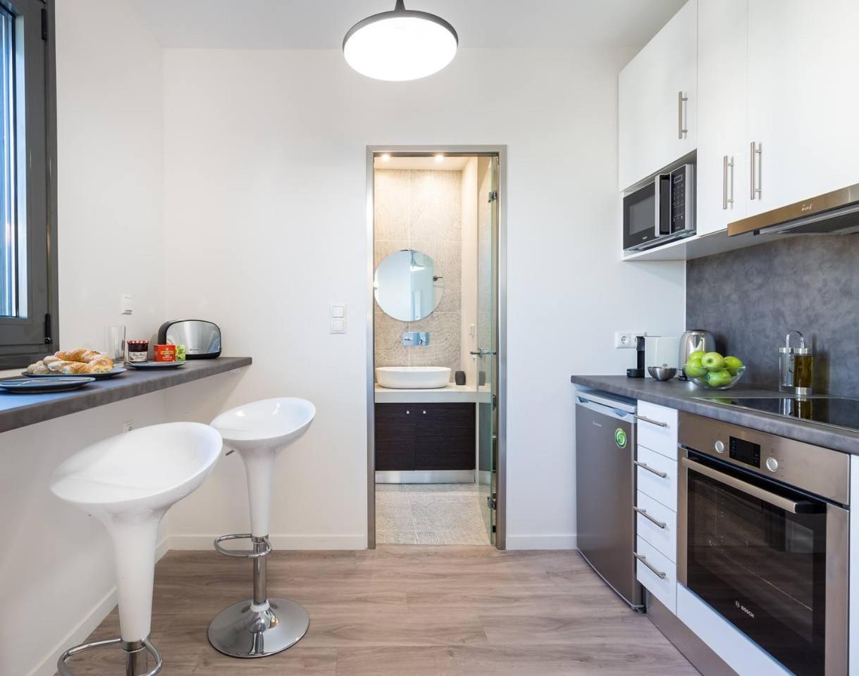 Apartament Syntagma Modern New Flat, Large Balcony With View Ateny Zewnętrze zdjęcie
